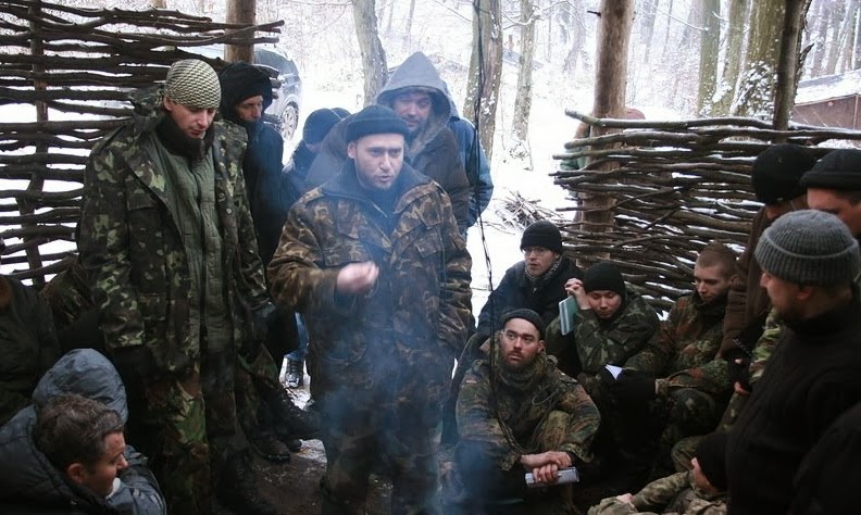 Dmytro Yarosh and his troops